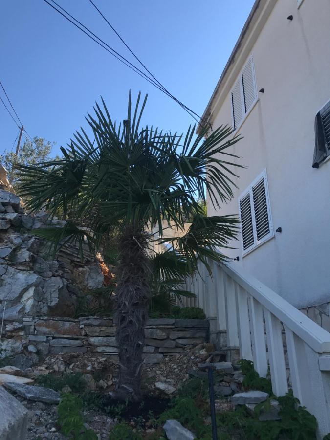 Sunny Apartments Stomorska Εξωτερικό φωτογραφία