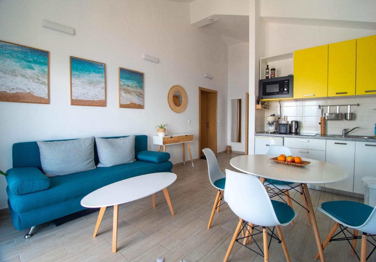 Sunny Apartments Stomorska Εξωτερικό φωτογραφία