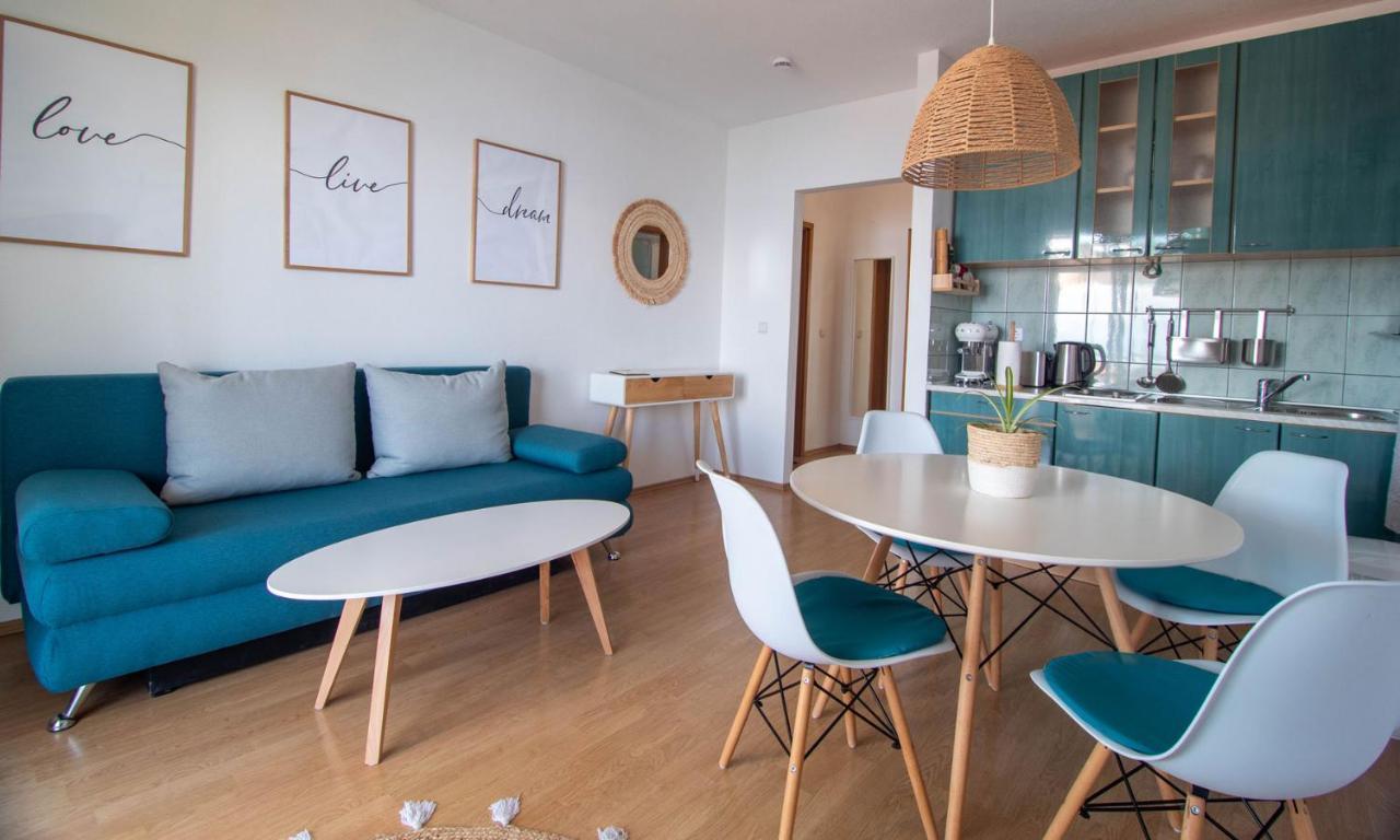 Sunny Apartments Stomorska Εξωτερικό φωτογραφία
