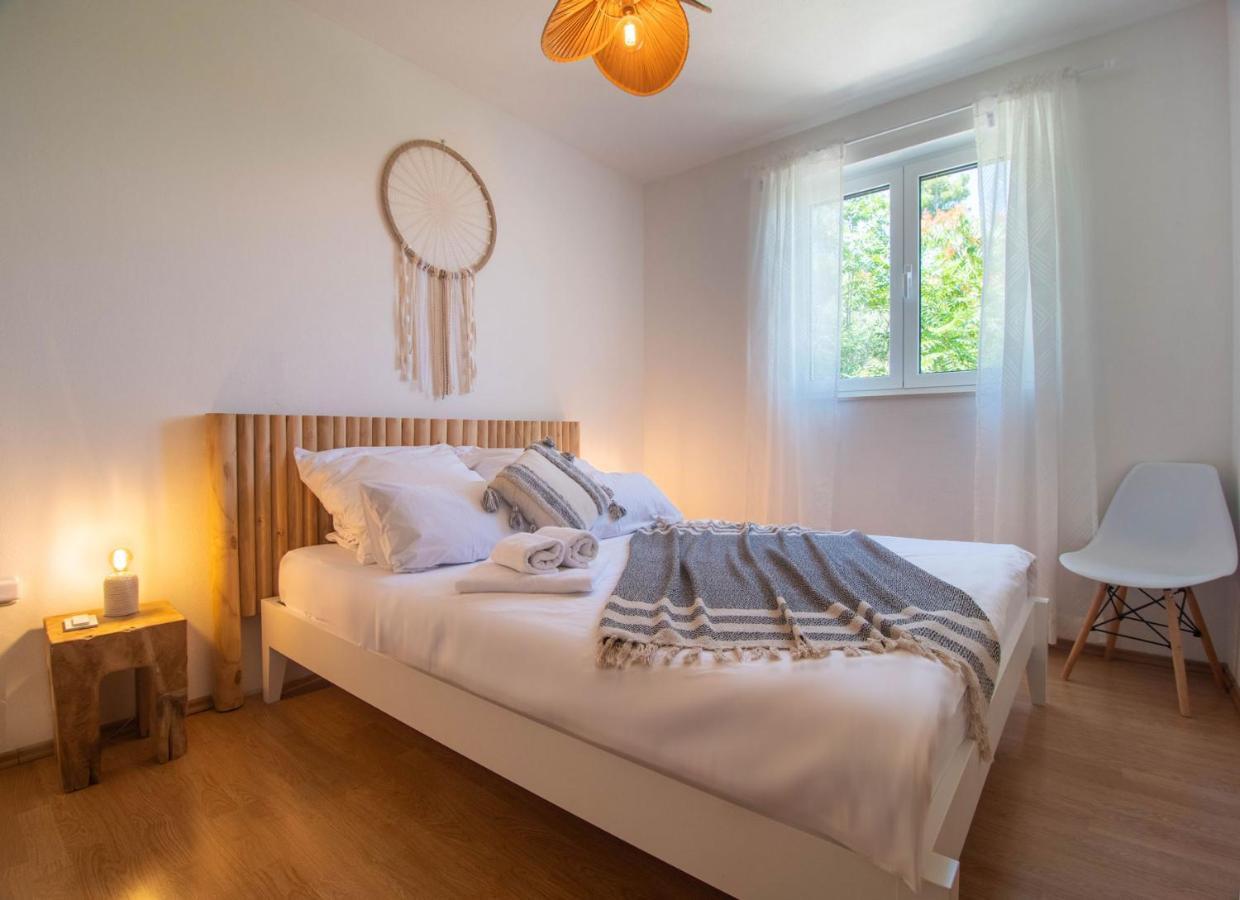 Sunny Apartments Stomorska Εξωτερικό φωτογραφία