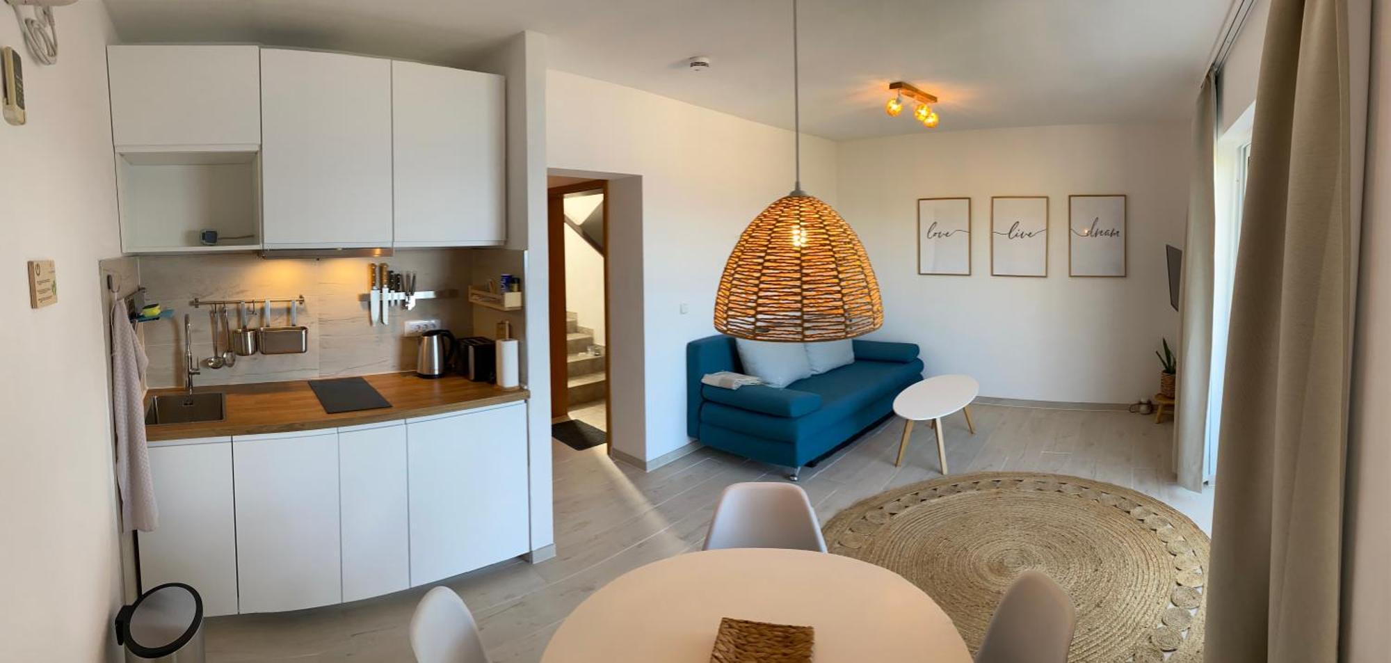 Sunny Apartments Stomorska Εξωτερικό φωτογραφία